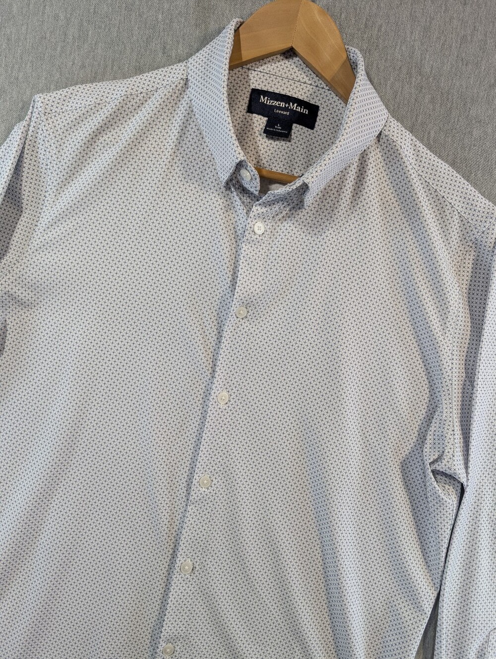 Mizzen + Main Leeward Dress Shirt Men's Large Trim White Blue Geometric Print